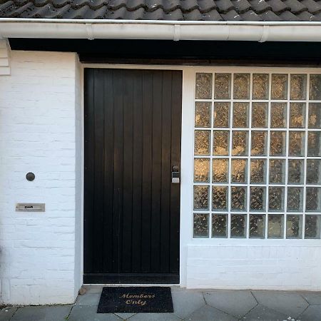 Apartment 900M To Exhibition Dusseldorf Exterior photo